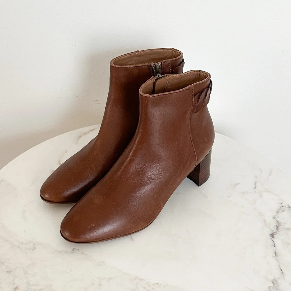 NEW Aquatalia Feliciana Weatherproof Block Heel Ankle Boots Size 6